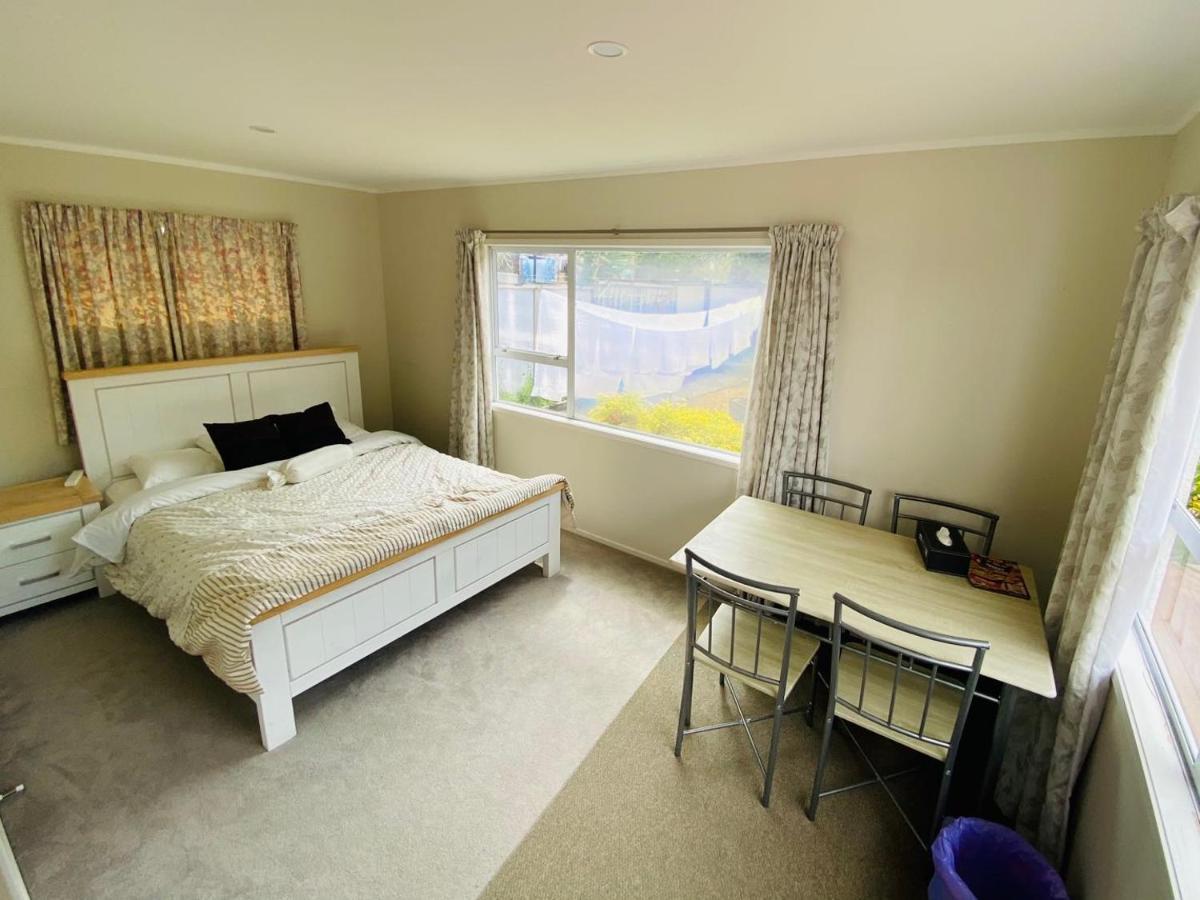 West Room Auckland Exterior photo